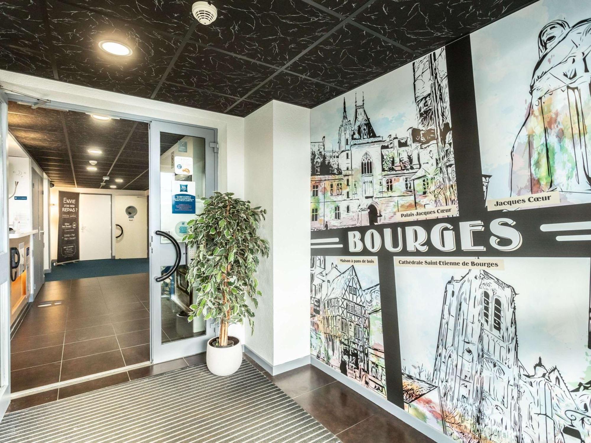 Ibis Budget Bourges Hotel Exterior photo